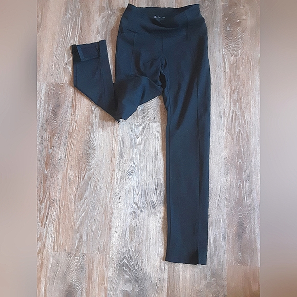 NWOT ATHLETA ACTIVE LEGGINGS. XS - Picture 1 of 3